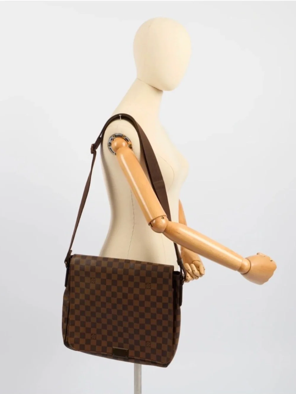 Louis Vuitton this authentic